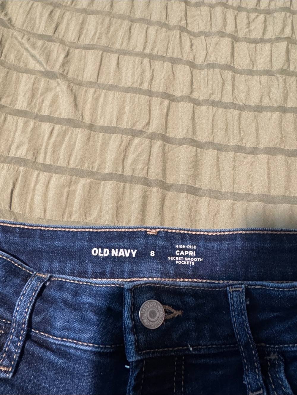 Old Navy Capri jeans with top! - Picture 7 of 8